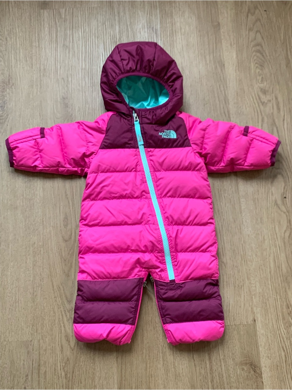 The North Face Lil Snuggler Goose Down Snowsuit Infant Baby Girl 0-3 months pink